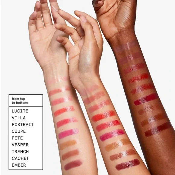 💋 GLOSSIER Ultralip High Shine Lipstick - VILLA - Picture 4 of 11